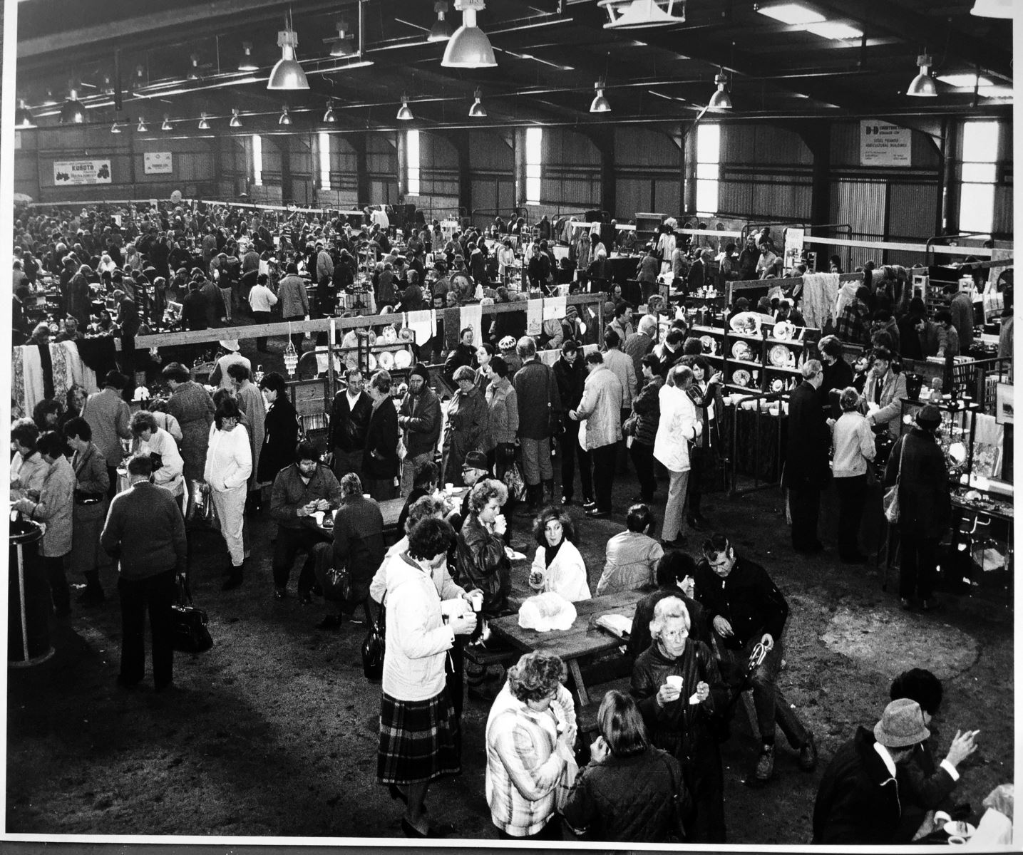 Ardingly Antiques Fair at Fifty iacf
