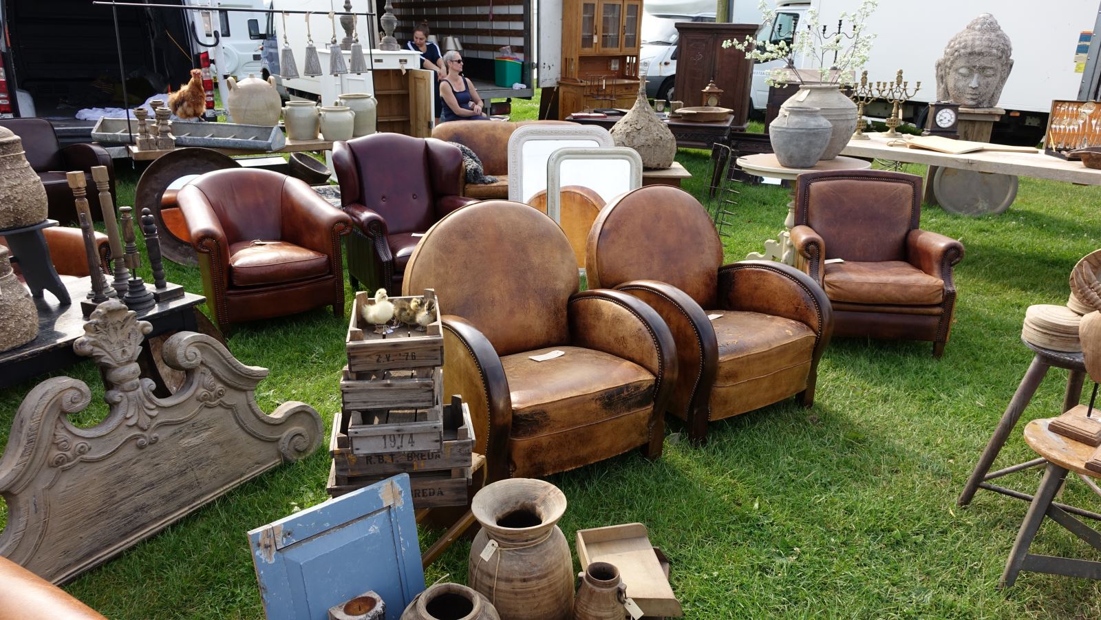 An Interior Designer's Guide How to shop at Ardingly Antiques Fair