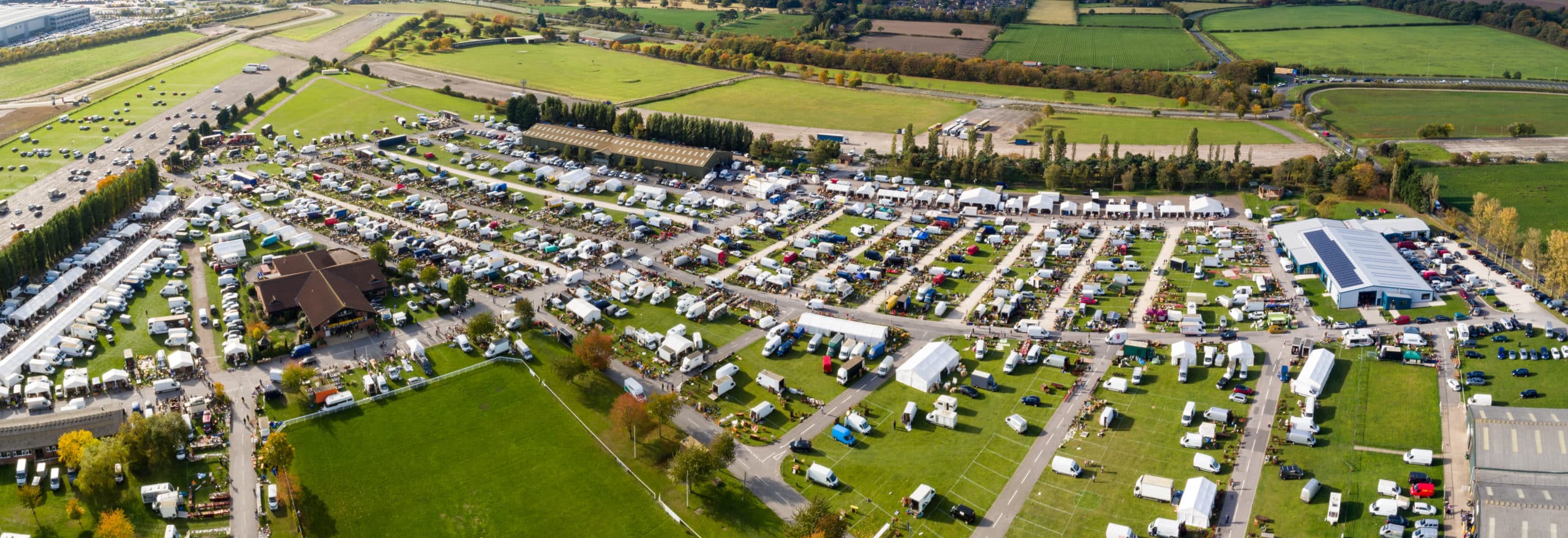 Antiques Expert, David Harper to attend Newark Antiques Fair iacf